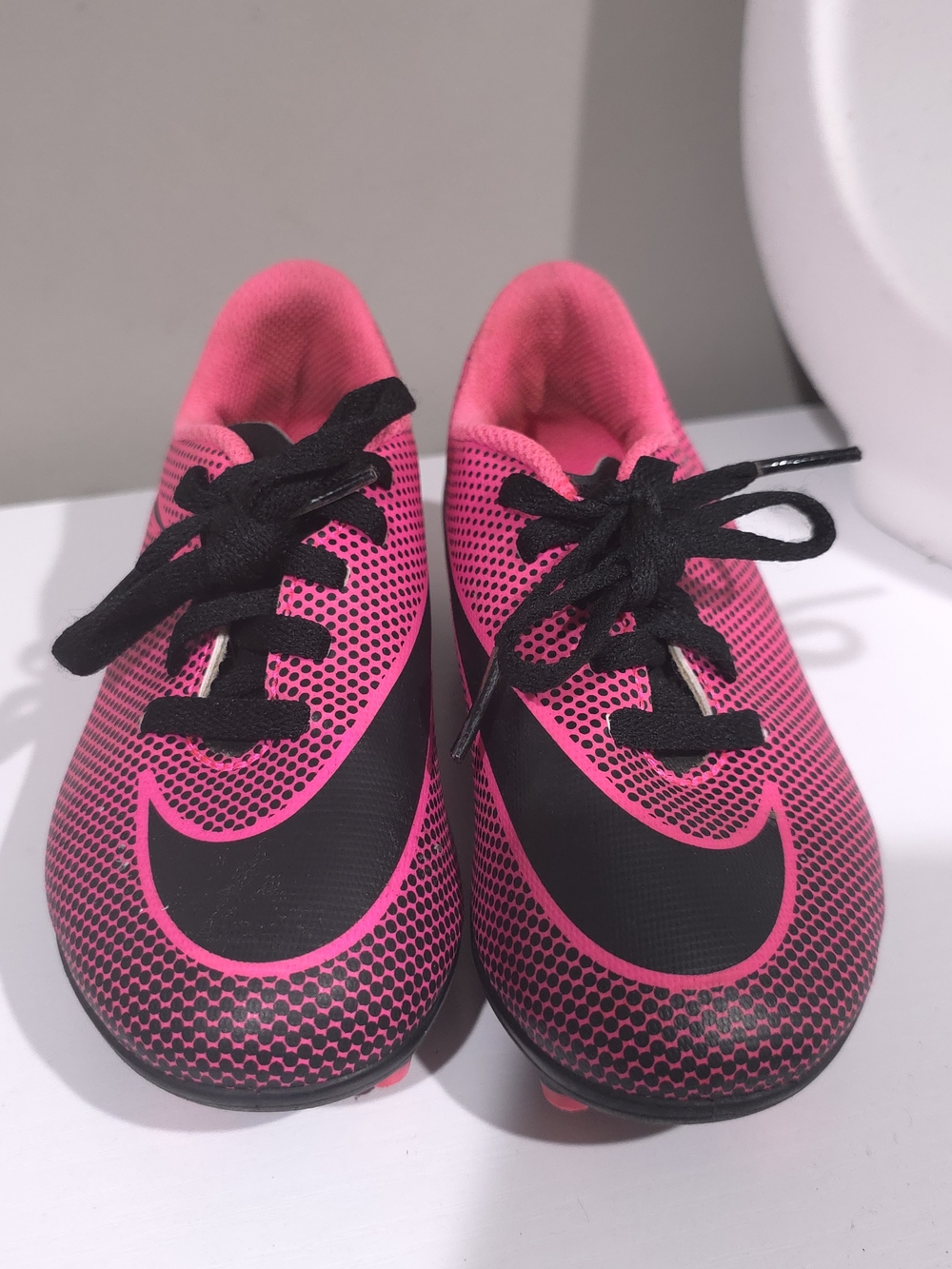 Nike Girl’s Pink & Black Soccer Cleats